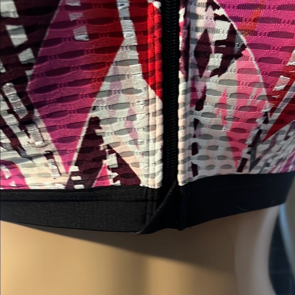 NWOT VSX SPORTS BRA S38DD - Picture 3 of 9
